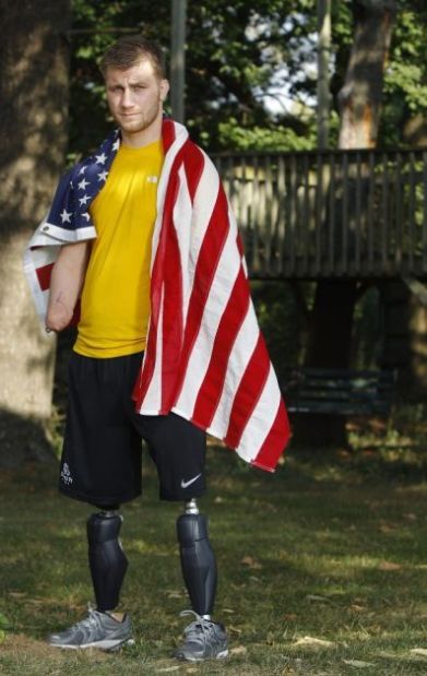 031314ho-taylor-morris-flag